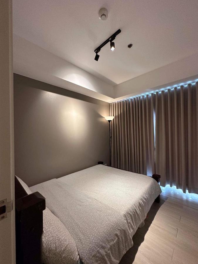 Azure Urban Resort Residence R&C - Paranaque Манила Экстерьер фото