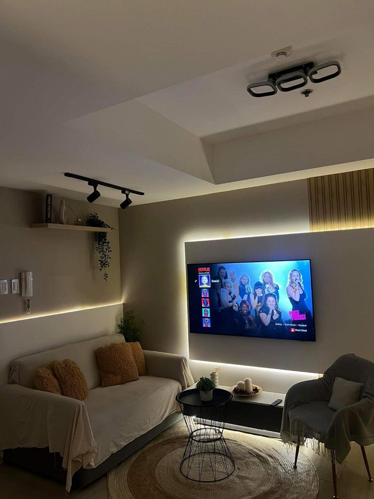 Azure Urban Resort Residence R&C - Paranaque Манила Экстерьер фото