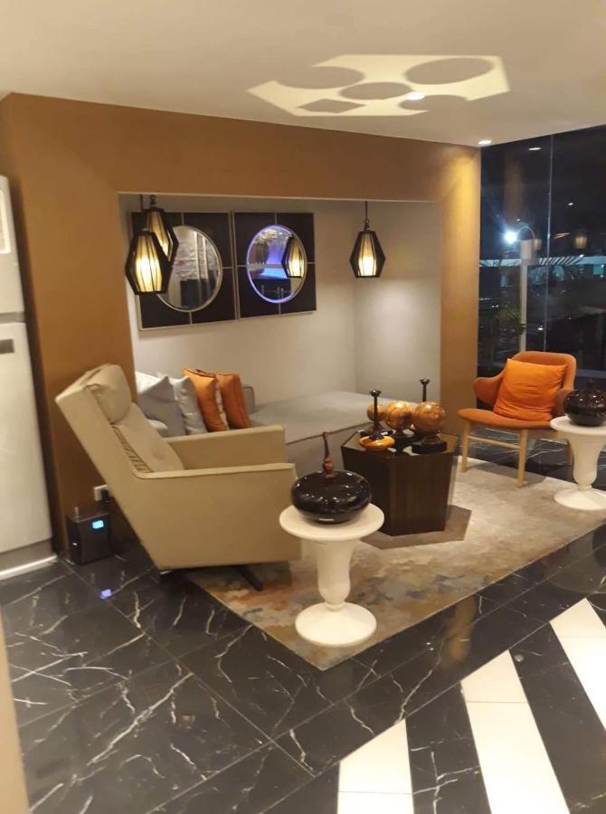 Azure Urban Resort Residence R&C - Paranaque Манила Экстерьер фото